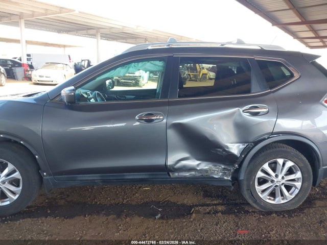 5N1AT2MM2GC768782 Nissan ROGUE SV