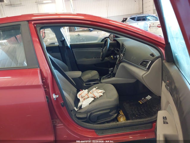 5NPD84LF4JH222983 Hyundai ELANTRA SEL