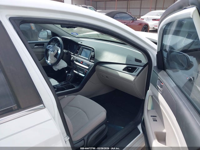 2019 Hyundai Sonata Sel მანქანა იყიდება აუქციონზე, vin: 5NPE34AF6KH743856, აუქციონის ნომერი: 44472798
