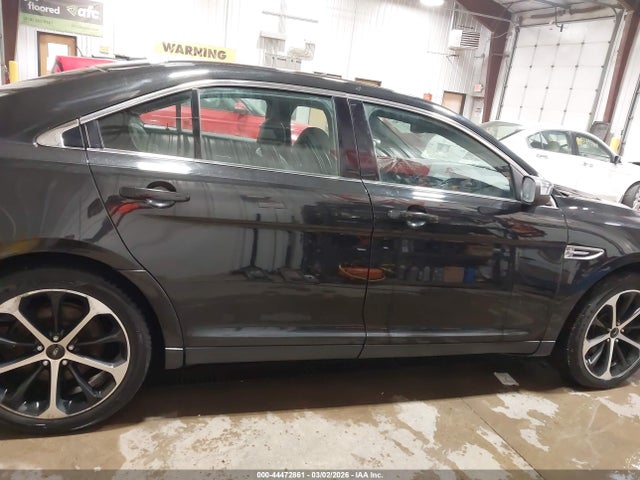 Ford Taurus Limited 2015 1FAHP2J88FG116809 Image 14