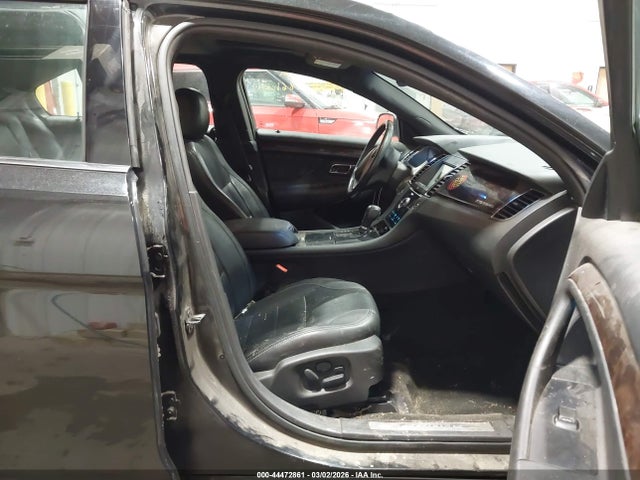 Ford Taurus Limited 2015 1FAHP2J88FG116809 Image 5