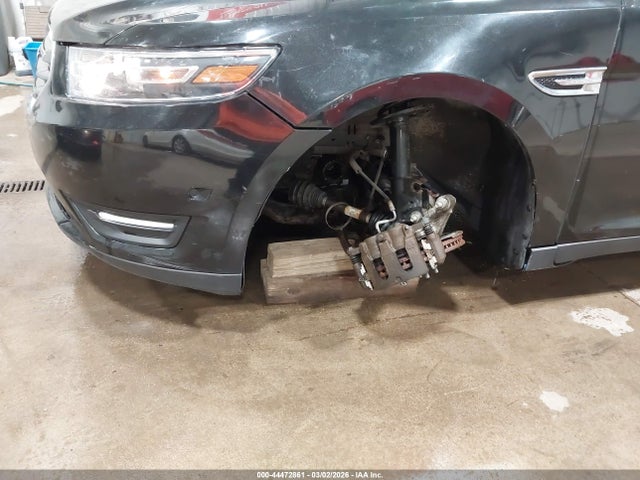 Ford Taurus Limited 2015 1FAHP2J88FG116809 Image 6