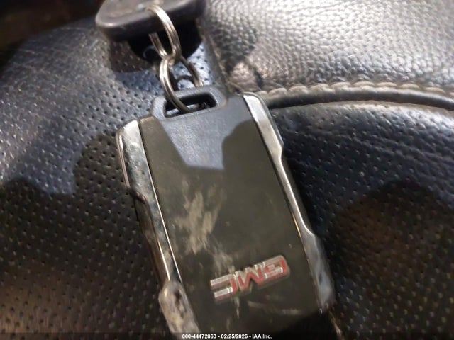 3GTU2NEC6JG525878 GMC Sierra 1500 Slt