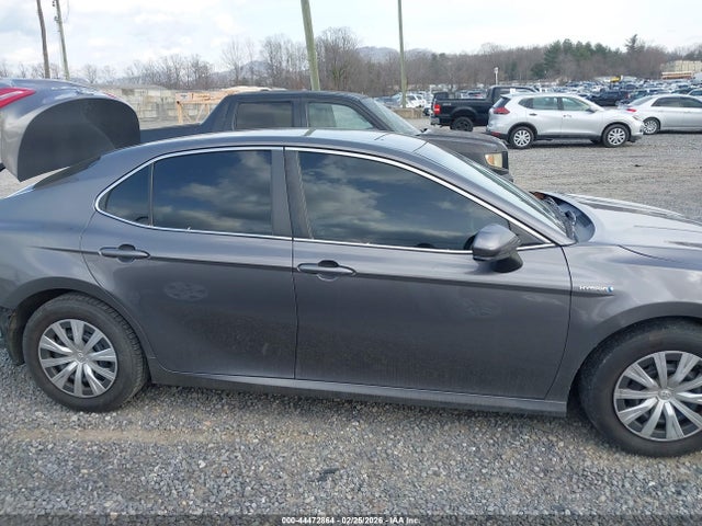 4T1B31HK4JU001797 Toyota Camry Hybrid Le