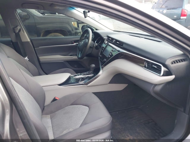 4T1B31HK4JU001797 Toyota Camry Hybrid Le