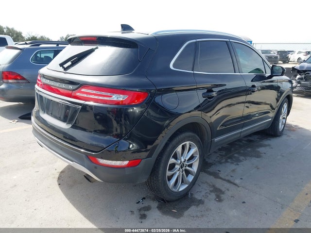 2019 LINCOLN MKC 5LMCJ2C90KUL48174 Photo 3