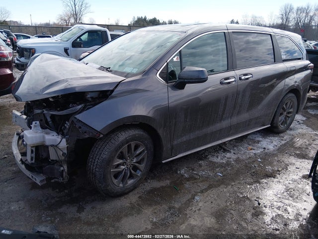 2024 TOYOTA SIENNA 5TDYSKFC1RS115274 Photo 1