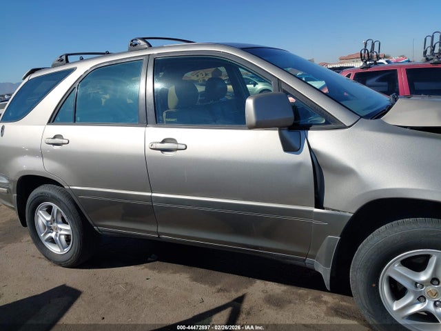 44472897 :رقم المزاد ، JT6GF10UXX0034938 vin ، 1999 Lexus Rx 300 مزاد بيع