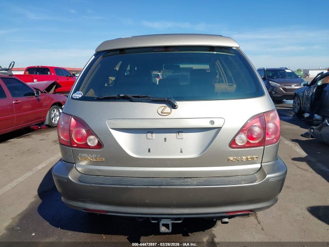 44472897 :رقم المزاد ، JT6GF10UXX0034938 vin ، 1999 Lexus Rx 300 مزاد بيع