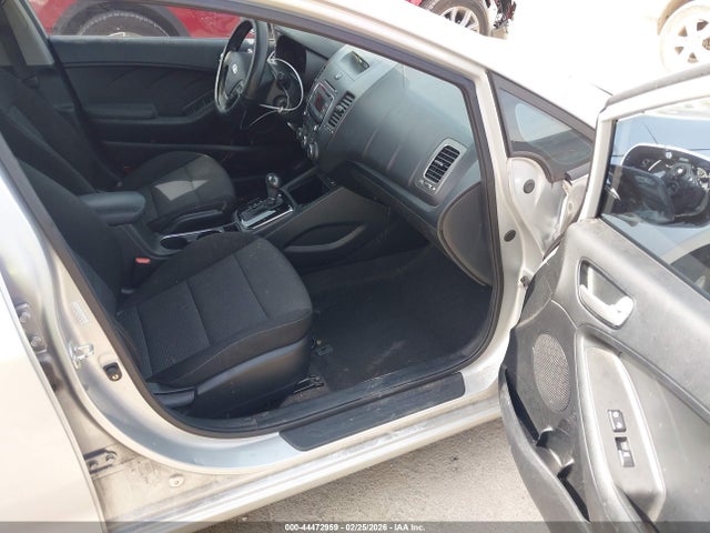 Продажа на аукционе авто 2017 Kia Forte Lx, vin: KNAFK5A81H5705312, номер лота: 44472959
