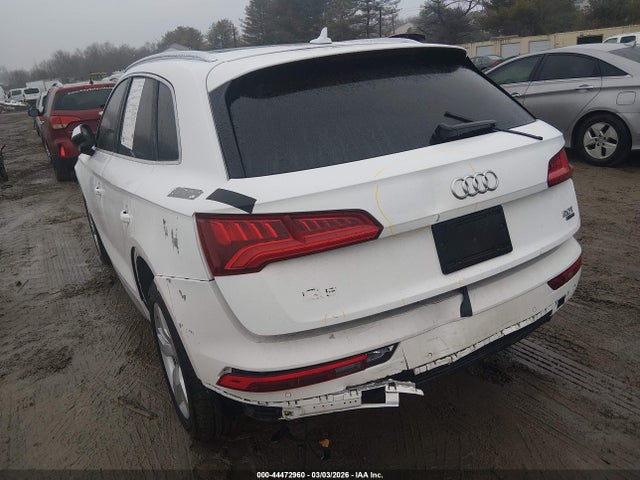 44472960 :رقم المزاد ، WA1BNAFY2J2240907 vin ، 2018 Audi Q5 2.0t Premium/2.0t Tech Premium مزاد بيع