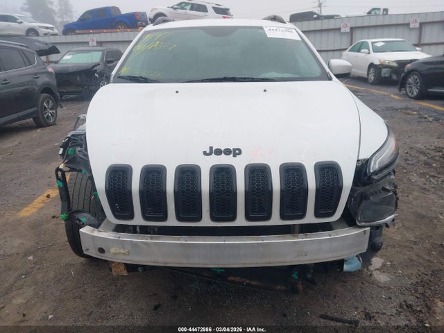 Продаж на аукціоні авто 2018 Jeep Cherokee Latitude Fwd, vin: 1C4PJLCB0JD539982, номер лоту: 44472986