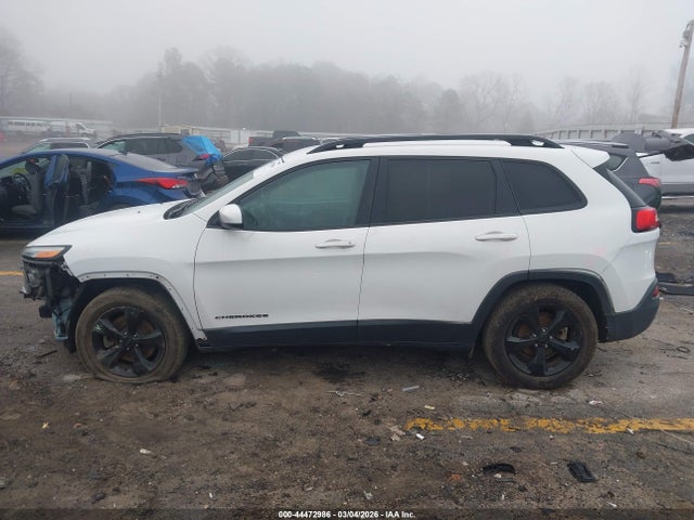 Продаж на аукціоні авто 2018 Jeep Cherokee Latitude Fwd, vin: 1C4PJLCB0JD539982, номер лоту: 44472986