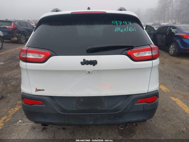 Продаж на аукціоні авто 2018 Jeep Cherokee Latitude Fwd, vin: 1C4PJLCB0JD539982, номер лоту: 44472986