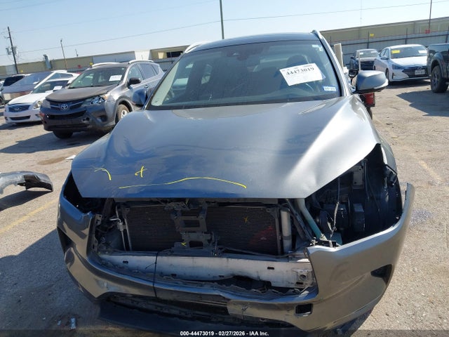 2019 Infiniti Qx50 Essential მანქანა იყიდება აუქციონზე, vin: 3PCAJ5M19KF122040, აუქციონის ნომერი: 44473019
