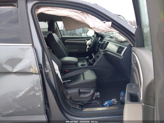 Продаж на аукціоні авто 2021 Volkswagen Atlas 3.6l V6 Se W/technology, vin: 1V2WR2CA8MC582481, номер лоту: 44473027