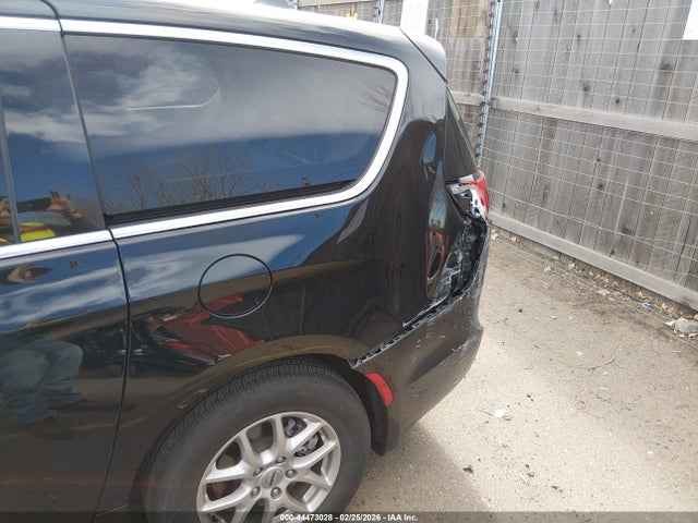 2C4RC1BG5RR167634 Chrysler Pacifica Touring L