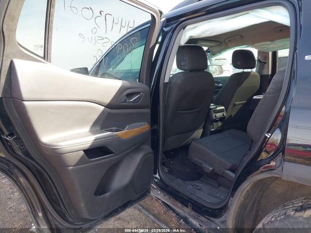 Продажа на аукционе авто 2022 Gmc Acadia Fwd Sle, vin: 1GKKNKL4XNZ107066, номер лота: 44473029