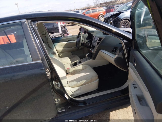 2012 Subaru Legacy 2.5i მანქანა იყიდება აუქციონზე, vin: 4S3BMCA68C3007265, აუქციონის ნომერი: 44473033