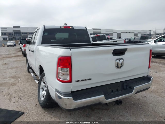 Продажа на аукционе авто 2023 Ram 1500, vin: 1C6RREBG9PN686354, номер лота: 44473043