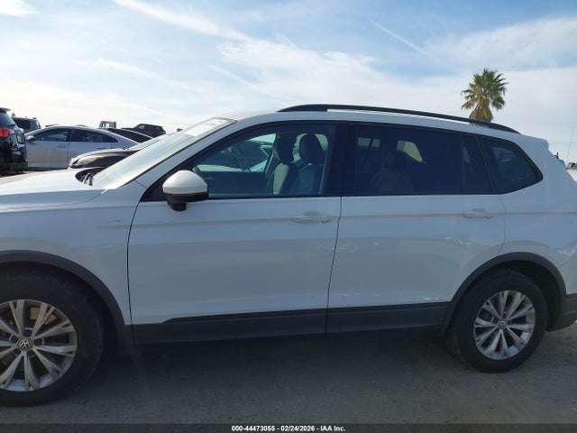 3VV1B7AX2KM078557 Volkswagen Tiguan 2.0t S