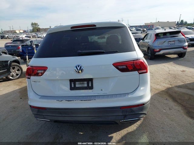 3VV1B7AX2KM078557 Volkswagen Tiguan 2.0t S