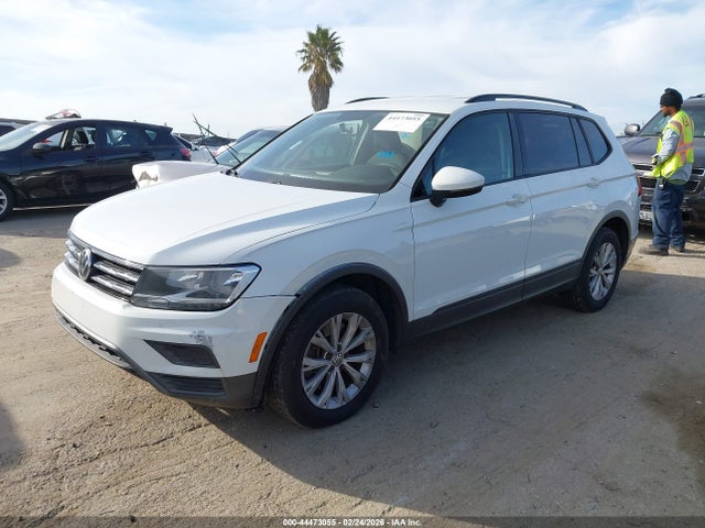 3VV1B7AX2KM078557 Volkswagen Tiguan 2.0t S