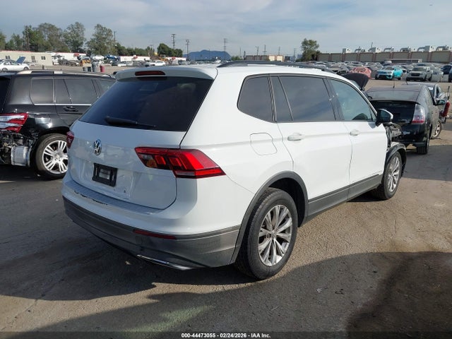 3VV1B7AX2KM078557 Volkswagen Tiguan 2.0t S