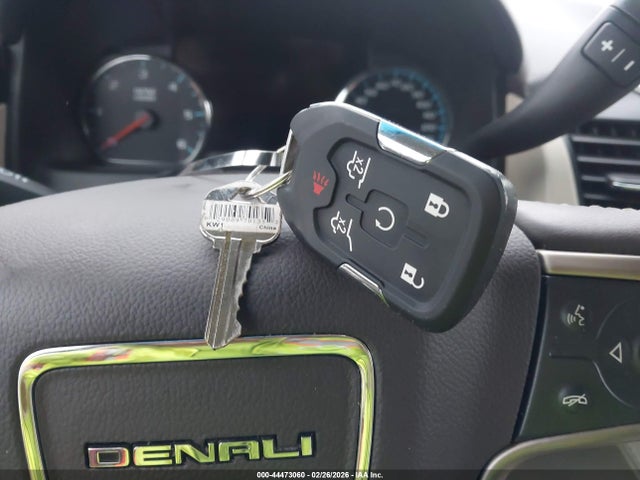 2018 GMC YUKON XL 1GKS2HKJ9JR362787 Photo 10