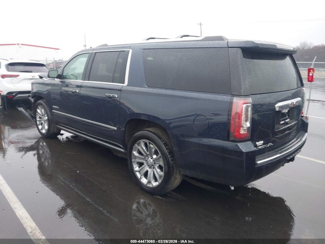 2018 GMC YUKON XL 1GKS2HKJ9JR362787 Photo 2