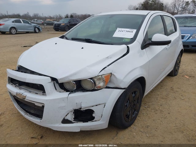 1G1JA6SH2F4184679 Chevrolet Sonic Ls Auto