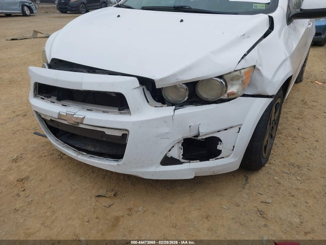1G1JA6SH2F4184679 Chevrolet Sonic Ls Auto