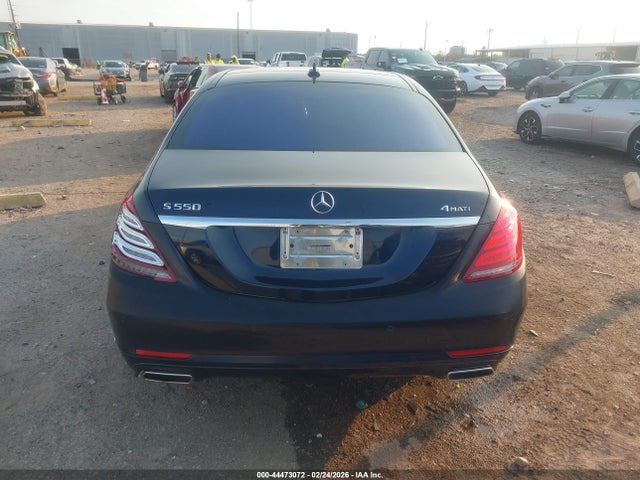 2015 Mercedes-benz S 550 4matic მანქანა იყიდება აუქციონზე, vin: WDDUG8FB1FA121259, აუქციონის ნომერი: 44473072