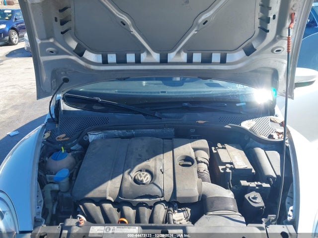 Продаж на аукціоні авто 2012 Volkswagen Beetle 2.5l, vin: 3VWJX7AT6CM613093, номер лоту: 44473123
