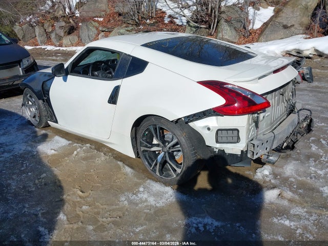 2018 NISSAN 370Z JN1AZ4EH6JM572557 Photo 2