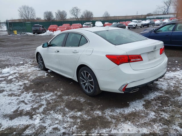 2018 ACURA TLX 19UUB2F51JA012925 Photo 2