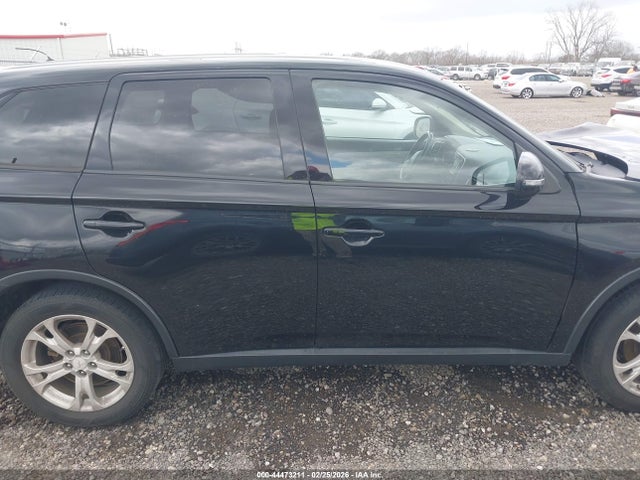 Продаж на аукціоні авто 2015 Mitsubishi Outlander Se, vin: JA4AD3A30FZ009069, номер лоту: 44473211