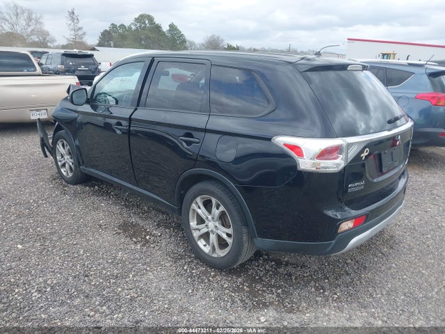 Продаж на аукціоні авто 2015 Mitsubishi Outlander Se, vin: JA4AD3A30FZ009069, номер лоту: 44473211