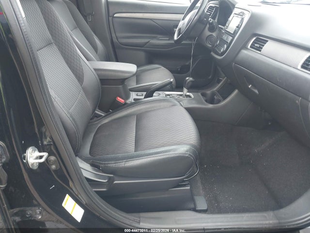 Продаж на аукціоні авто 2015 Mitsubishi Outlander Se, vin: JA4AD3A30FZ009069, номер лоту: 44473211
