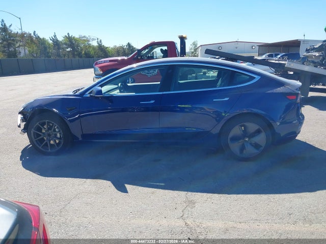 44473232 :رقم المزاد ، 5YJ3E1EA6KF396736 vin ، 2019 Tesla Model 3 Long Range/mid Range/standard Range/standard Range Plus مزاد بيع