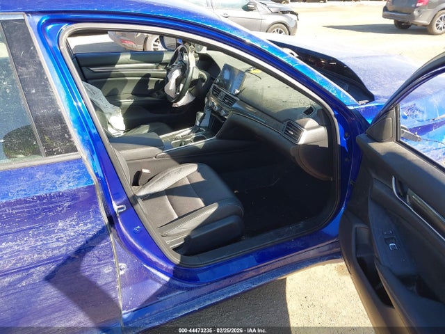 1HGCV1F33KA015595 Honda Accord Sport