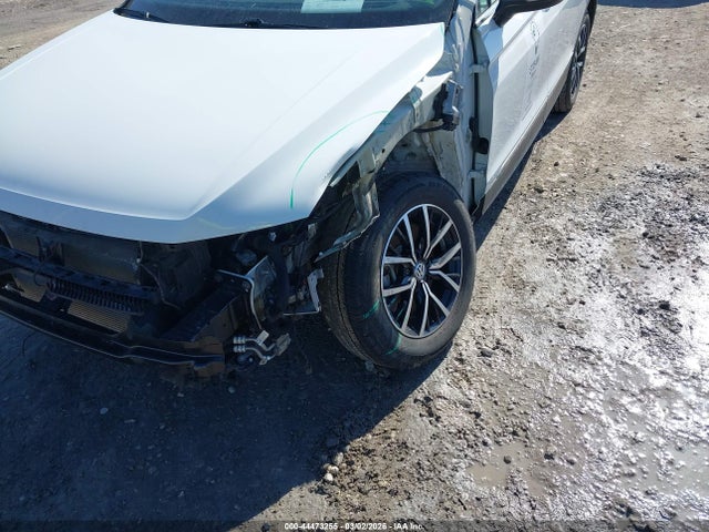 44473255 :رقم المزاد ، 3VV2B7AX5MM142453 vin ، 2021 Volkswagen Tiguan 2.0t Se/2.0t Se R-line Black/2.0t Sel مزاد بيع