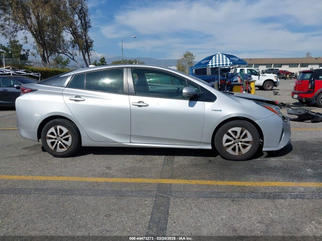 JTDKBRFU5H3573276 Toyota Prius Two