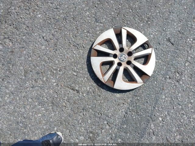 JTDKBRFU5H3573276 Toyota Prius Two