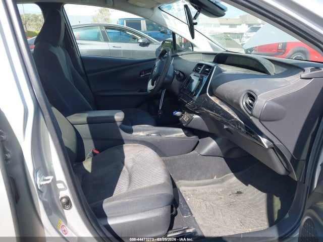 JTDKBRFU5H3573276 Toyota Prius Two