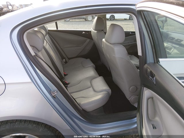 44473283 :رقم المزاد ، WVWAK73C57P058877 vin ، 2007 Volkswagen Passat 2.0t مزاد بيع