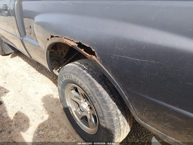 44473303 :رقم المزاد ، 4F4YR12C9YTM08939 vin ، 2000 Mazda B2500 Se/sx مزاد بيع