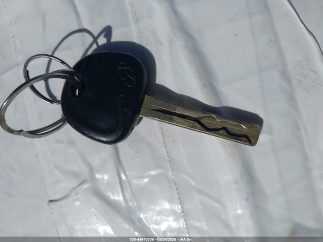 KM8JTCAF1FU982697 Hyundai TUCSON GLS
