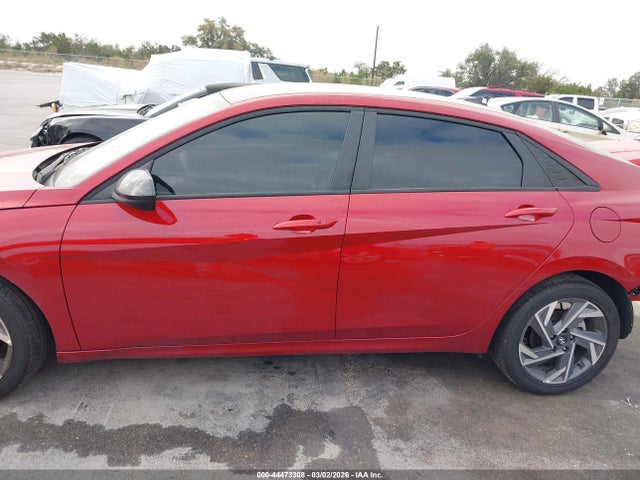 KMHLM4DGXSU071617 Hyundai Elantra Sel Sport