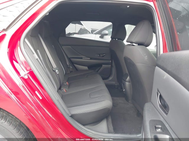 KMHLM4DGXSU071617 Hyundai Elantra Sel Sport